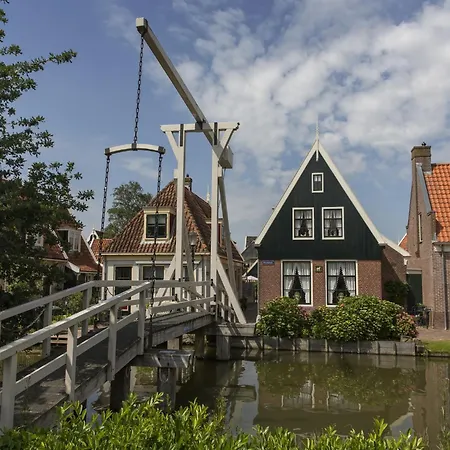 House With Infrared Sauna, 15 Km From Alkmaar Holiday home