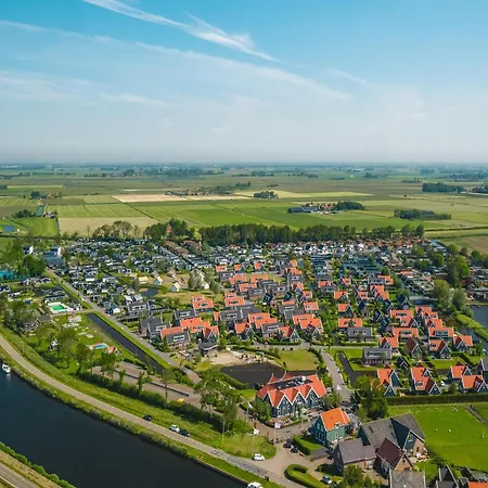 House With Infrared Sauna, 15 Km From Alkmaar Holiday home West-Graftdijk